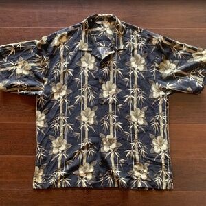 Tommy Bahama Black Floral Hawaiian Button Down Shirt Size Large